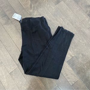 Hue Size Large Black Seamed Luxe Ponte Skimmer Inseam 27 NWT